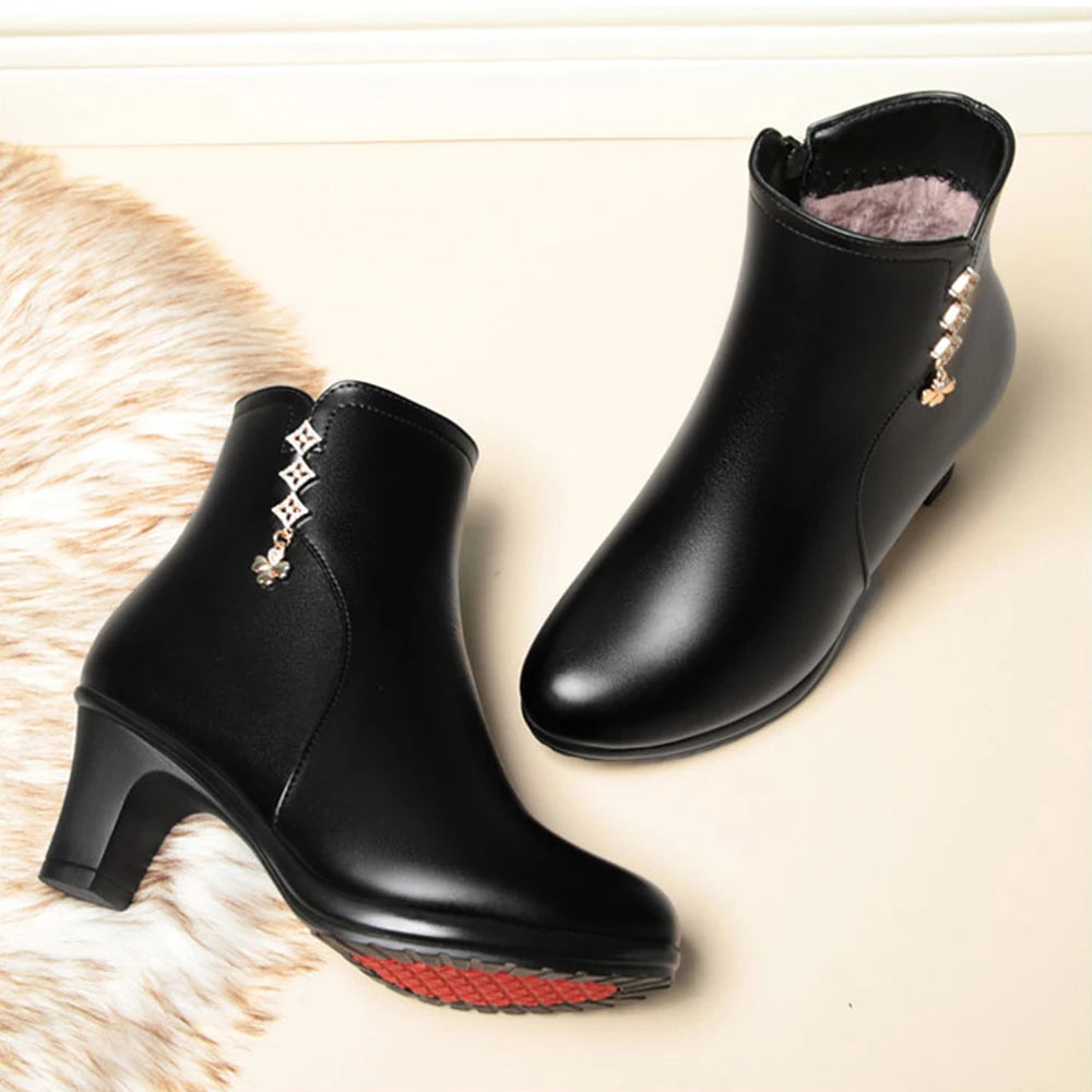 Leather thick-heeled boots