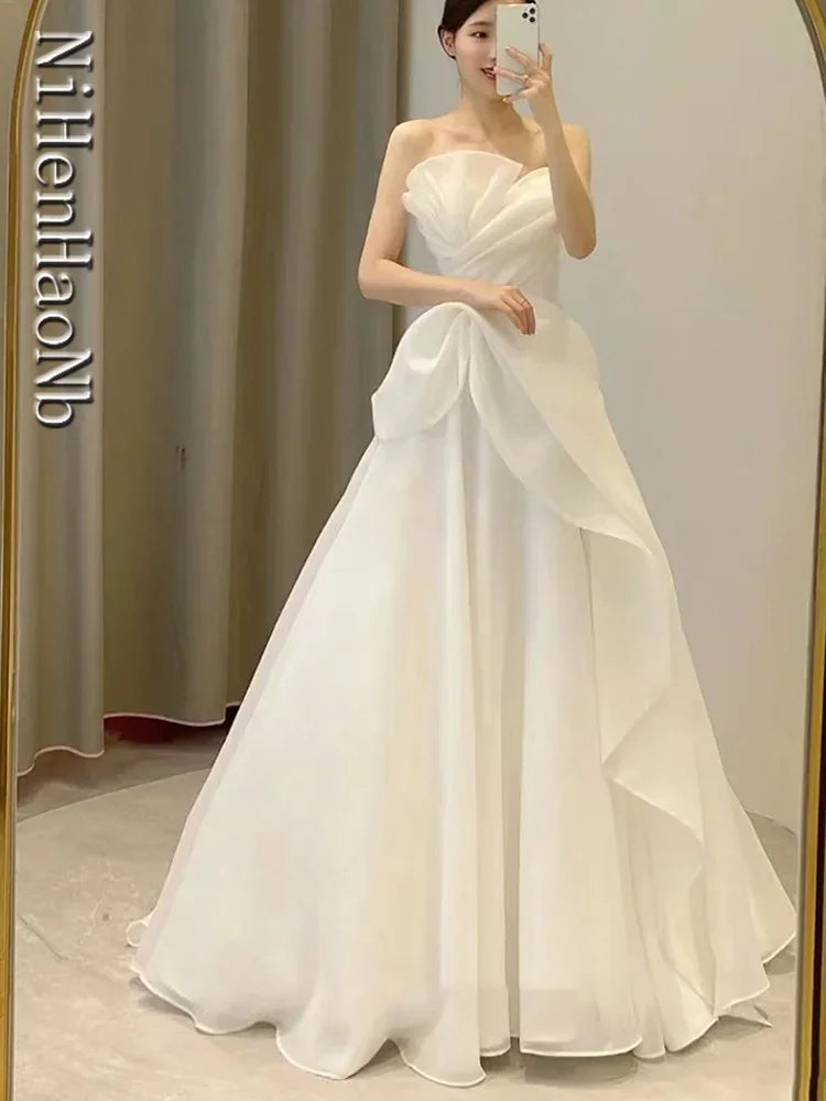 Wedding Strapless Fashion Bride Dress