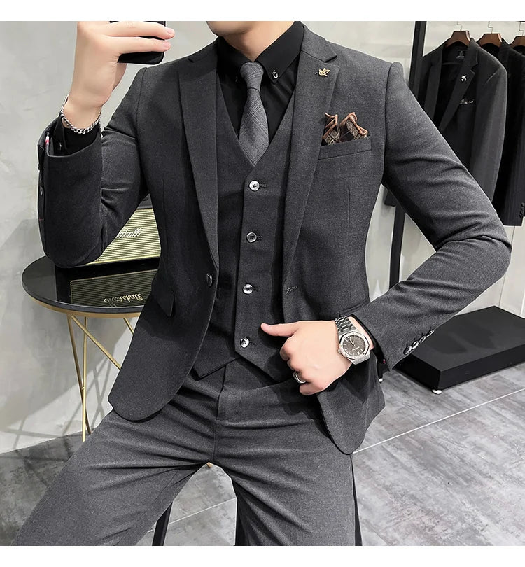 Mens Business Suit/ 3Piece Set Groom Wedding Dress