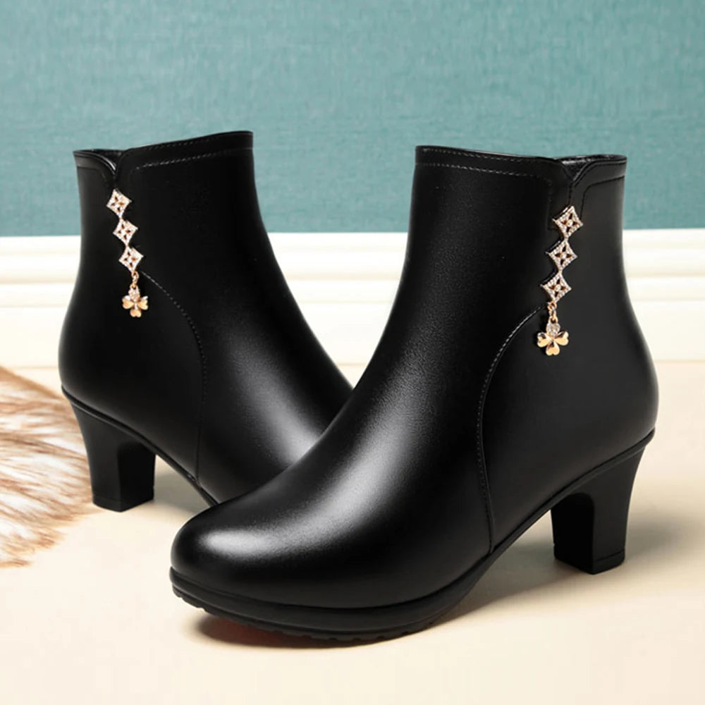 Leather thick-heeled boots