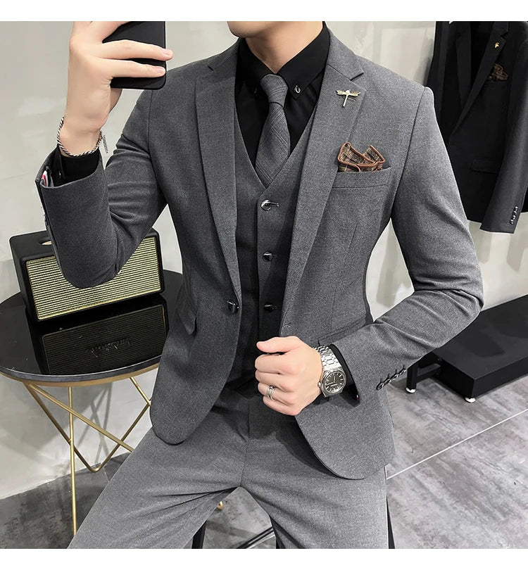 Mens Business Suit/ 3Piece Set Groom Wedding Dress